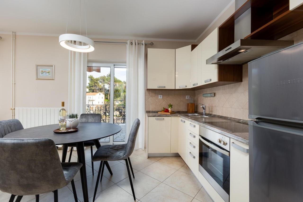 Apartman Marina Vrbnik Exterior foto